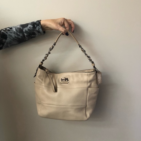 coach cream shoulder bag